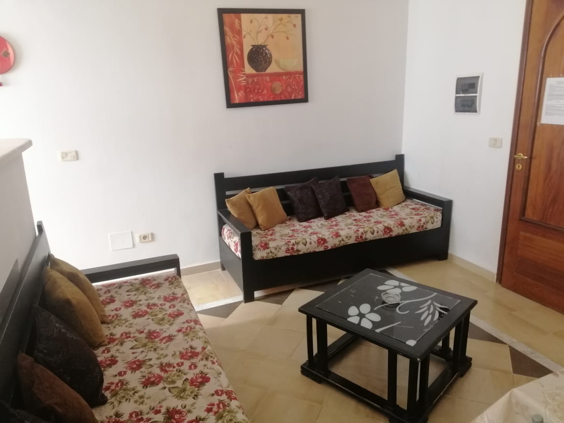 Ain Zaghouan Ain Zaghouan Location vacances Appart. 2 pices Appartement meubl par nuit  tunis route la marsa